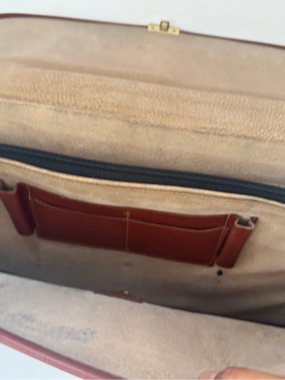 Schlesinger bag wear attache